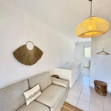 Athos Blue 1 Apartment *